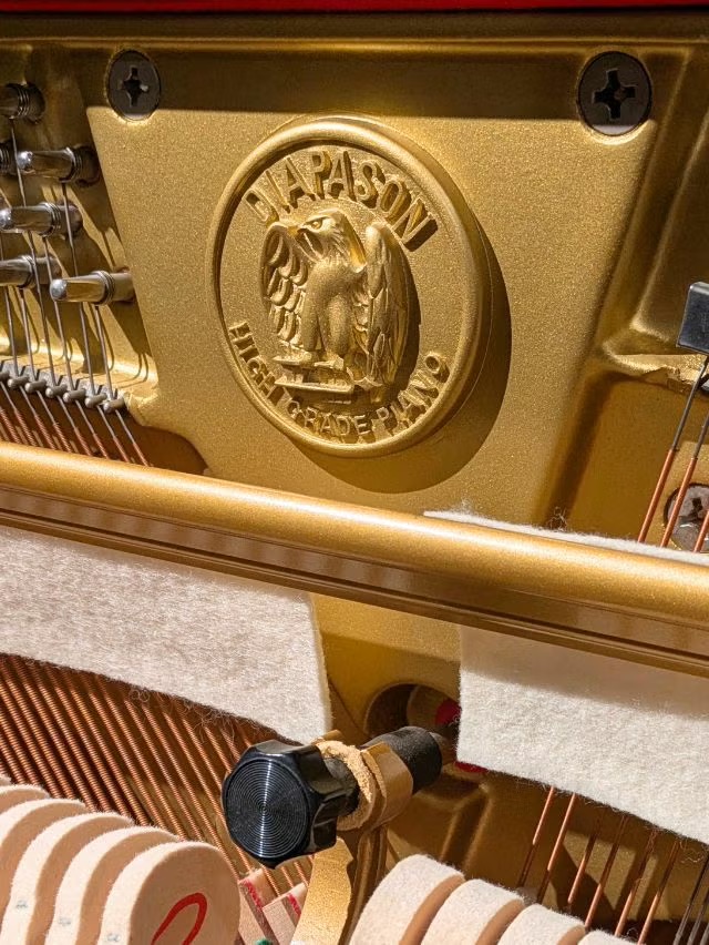 Dòng Đàn Piano Diapason Upright - Chi tiết búa đàn nỉ lông cừu